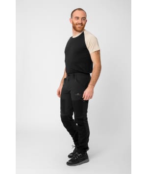 7853905 Huli tshirt black front