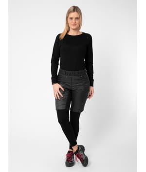 2117 7933976 women dokkas ski midlayer shorts black a