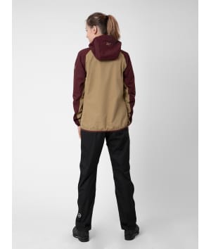 2117 7614907 women klacken 2,5 layer rain jacket kitt front