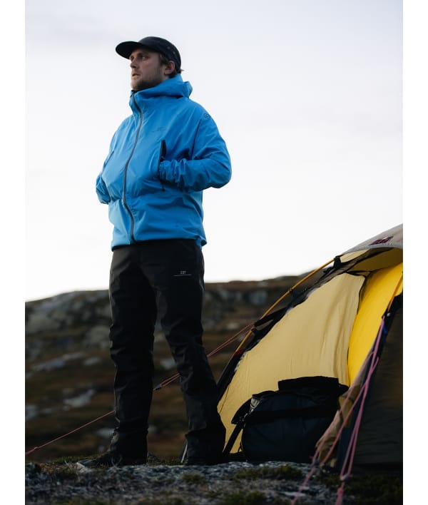 2117 7514901 men skogmo jacket lake blue front