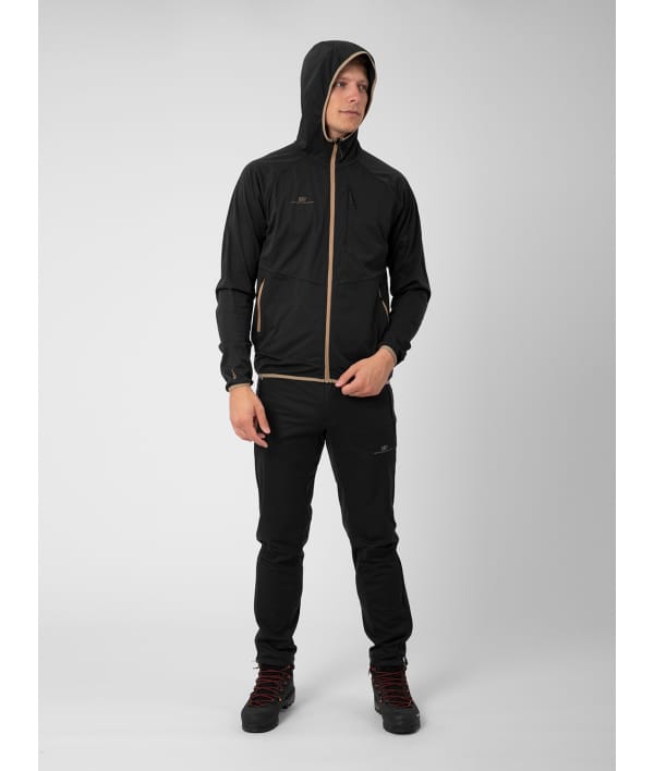 2117 7814914 men vassbacken thin softshell hoodie black front